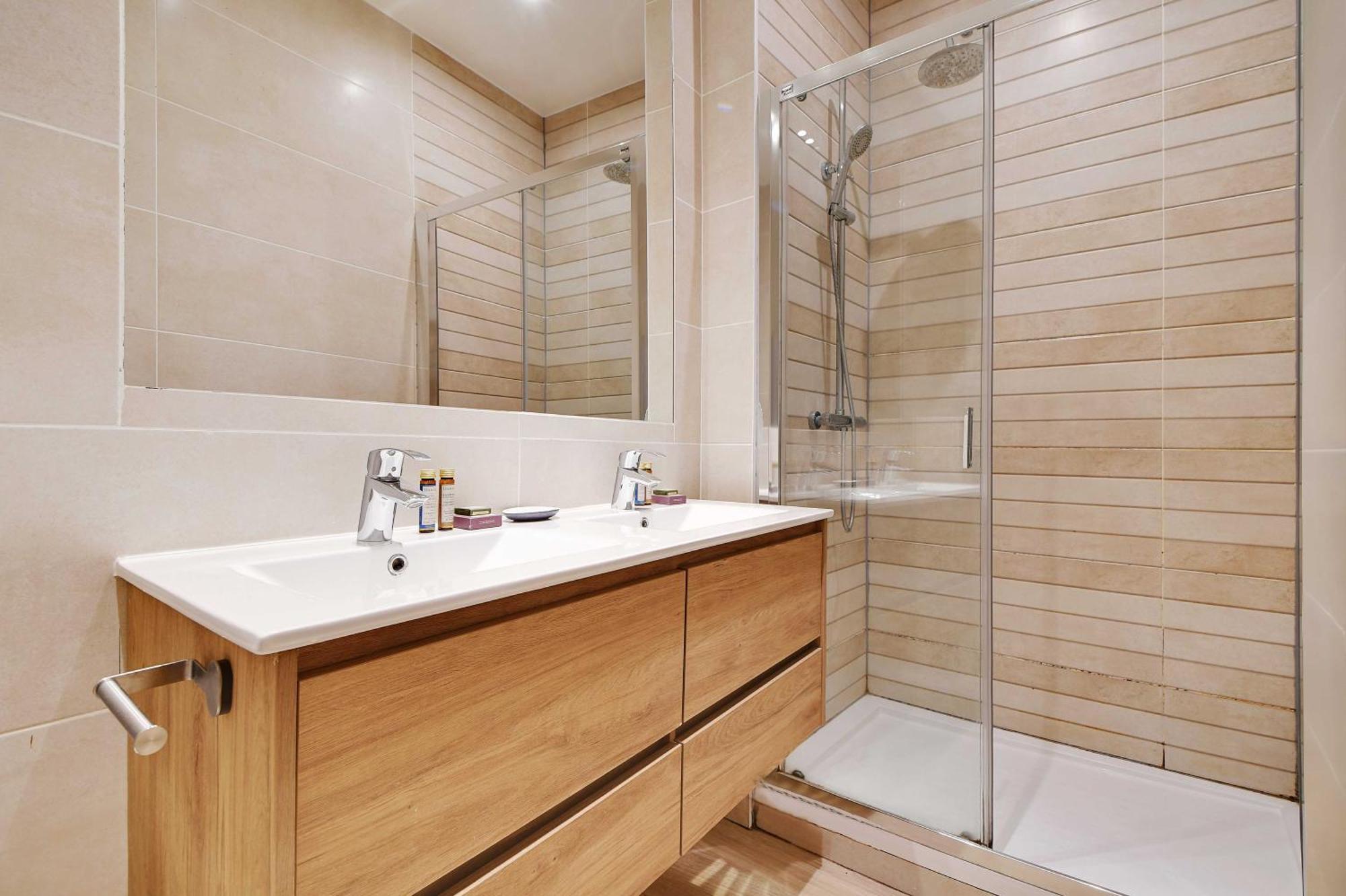 Wonderful Apartment - 2Br-8P - Marche D'Aligre Paris Bagian luar foto